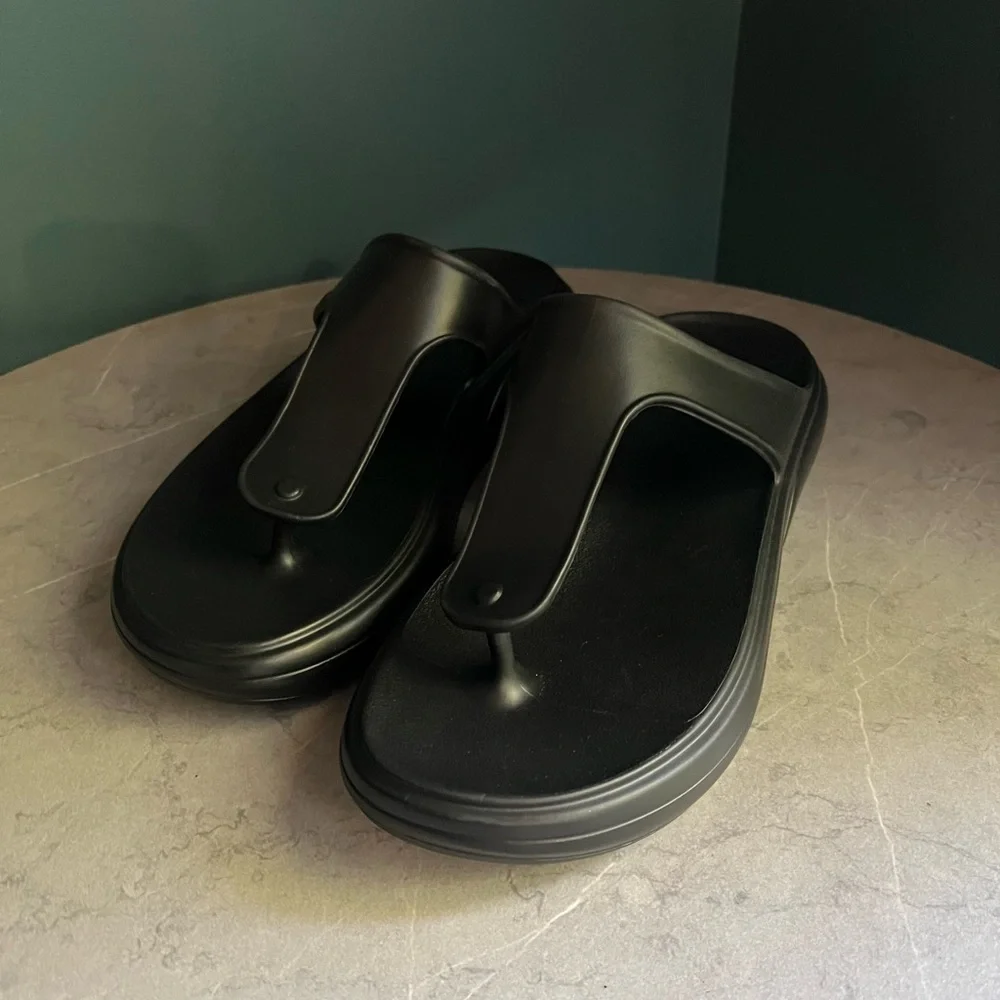Stuart Weitzman new without